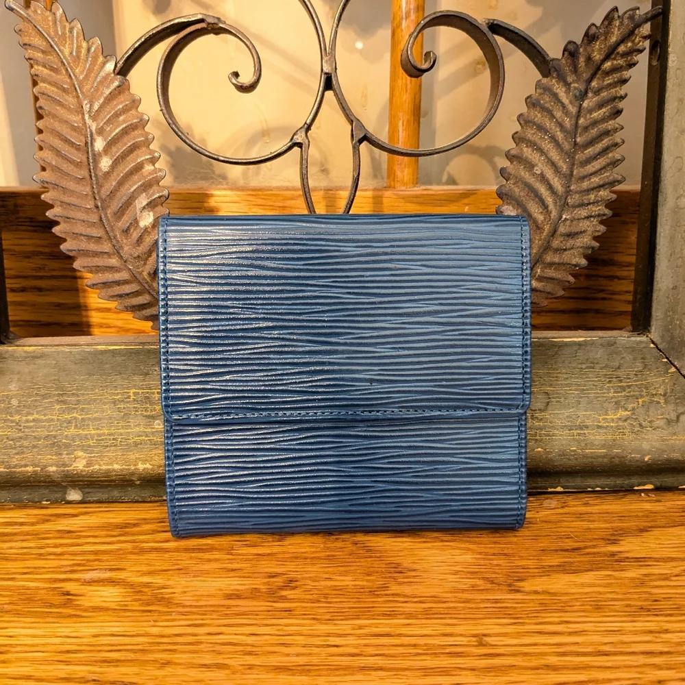 Louis Vuitton Blue Epi Leather Trifold Wallet(Price Is Firm)
